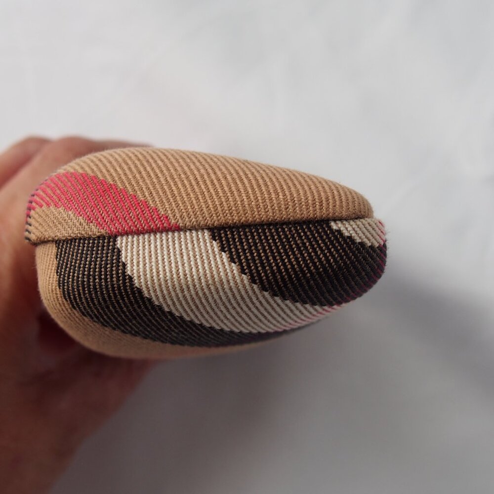 Burberry Nova Check Hard Clam-Shell Sunglasses/Glasses CASE ONLY - Picture 9 of 14